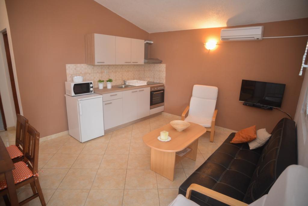 Apartments Salamun Biograd Na Moru Εξωτερικό φωτογραφία